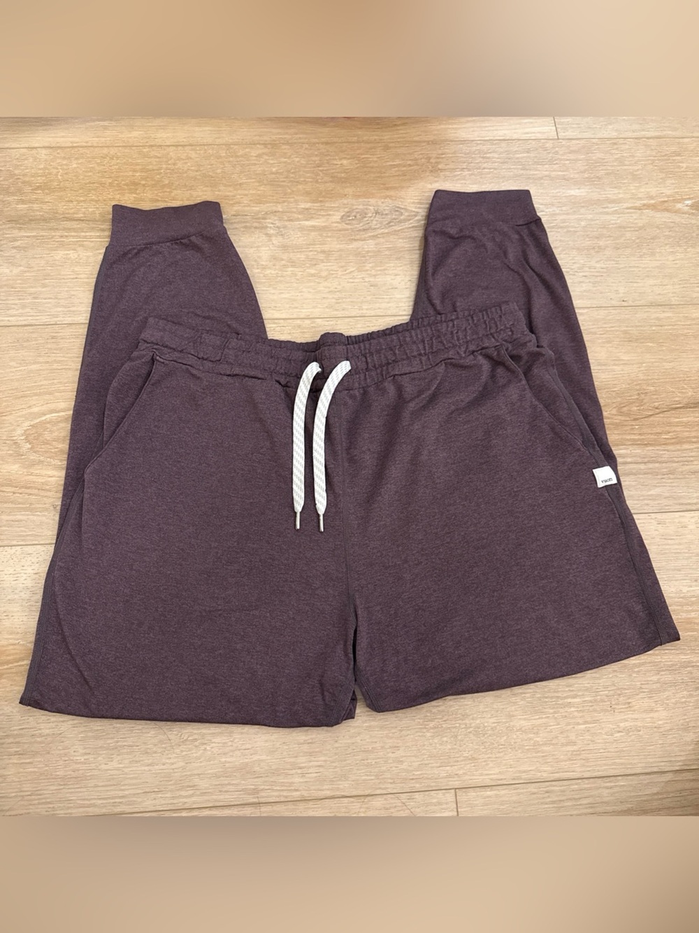 Vuori Women’s Performance Jogger Sweatpants Purple Lounge Pant Drawstring Size L